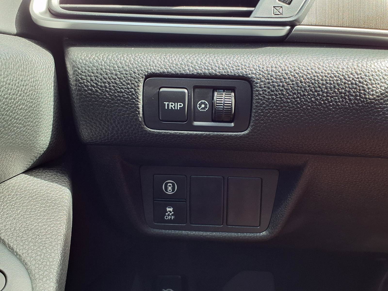 Certified 2020 Honda Accord LX image 9