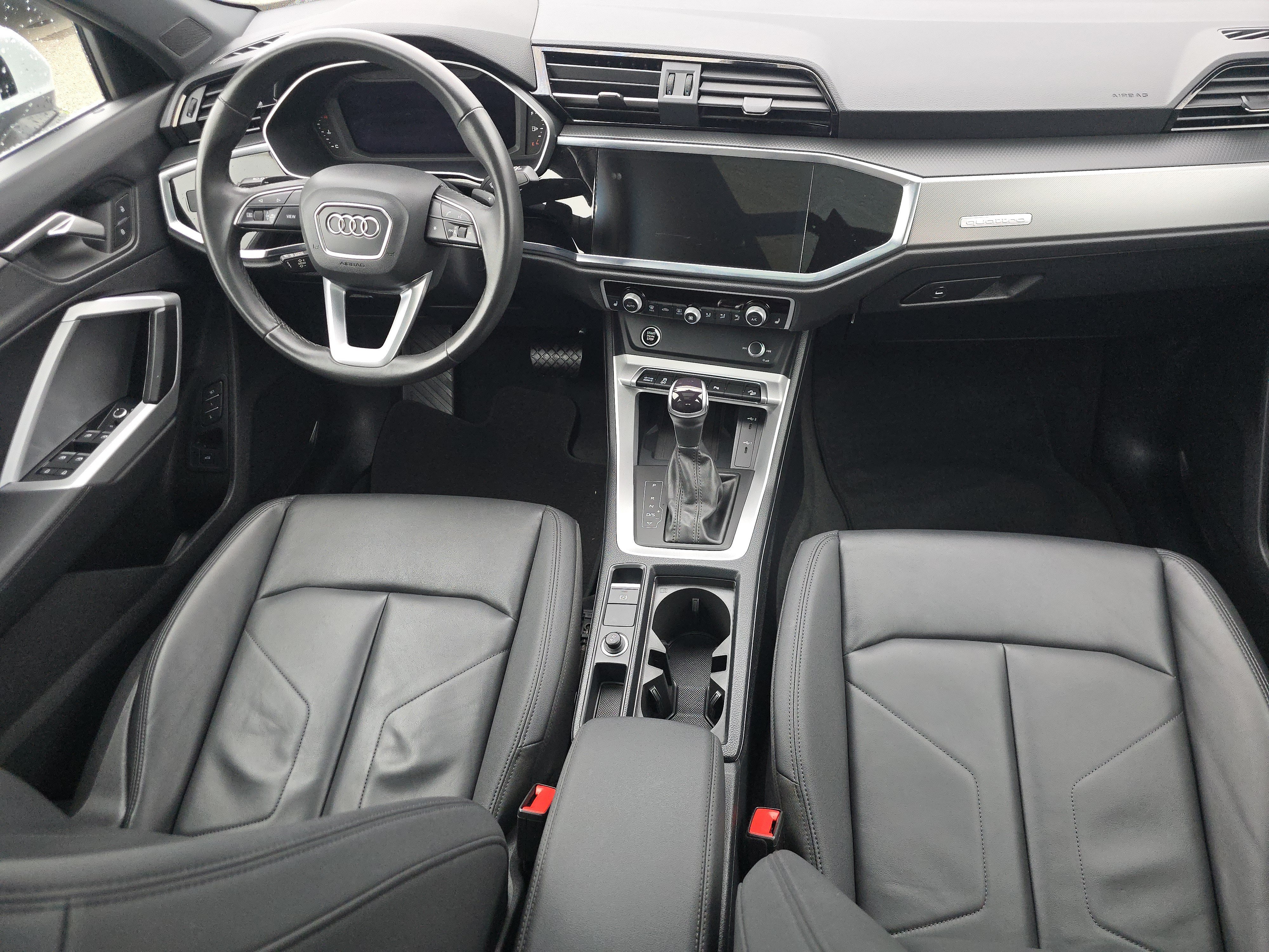 Certified 2025 Audi Q3 2.0T Premium w/ Convenience Package AWD/4WD image 19