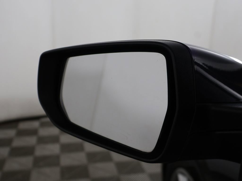 Used 2023 Chevrolet Malibu LT FWD image 28