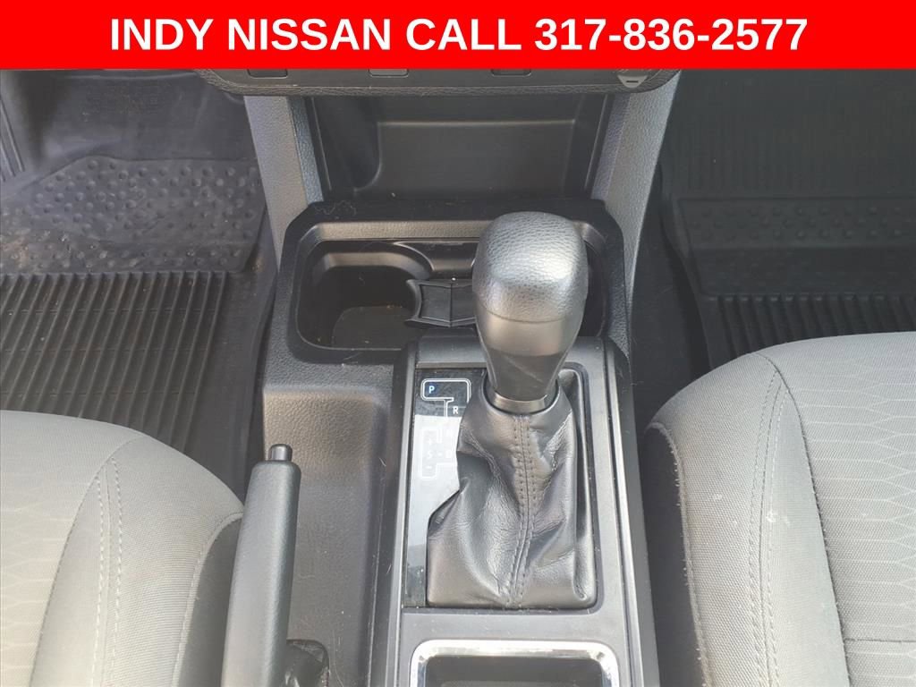 Used 2018 Toyota Tacoma SR w/ SR Convenience Package image 24