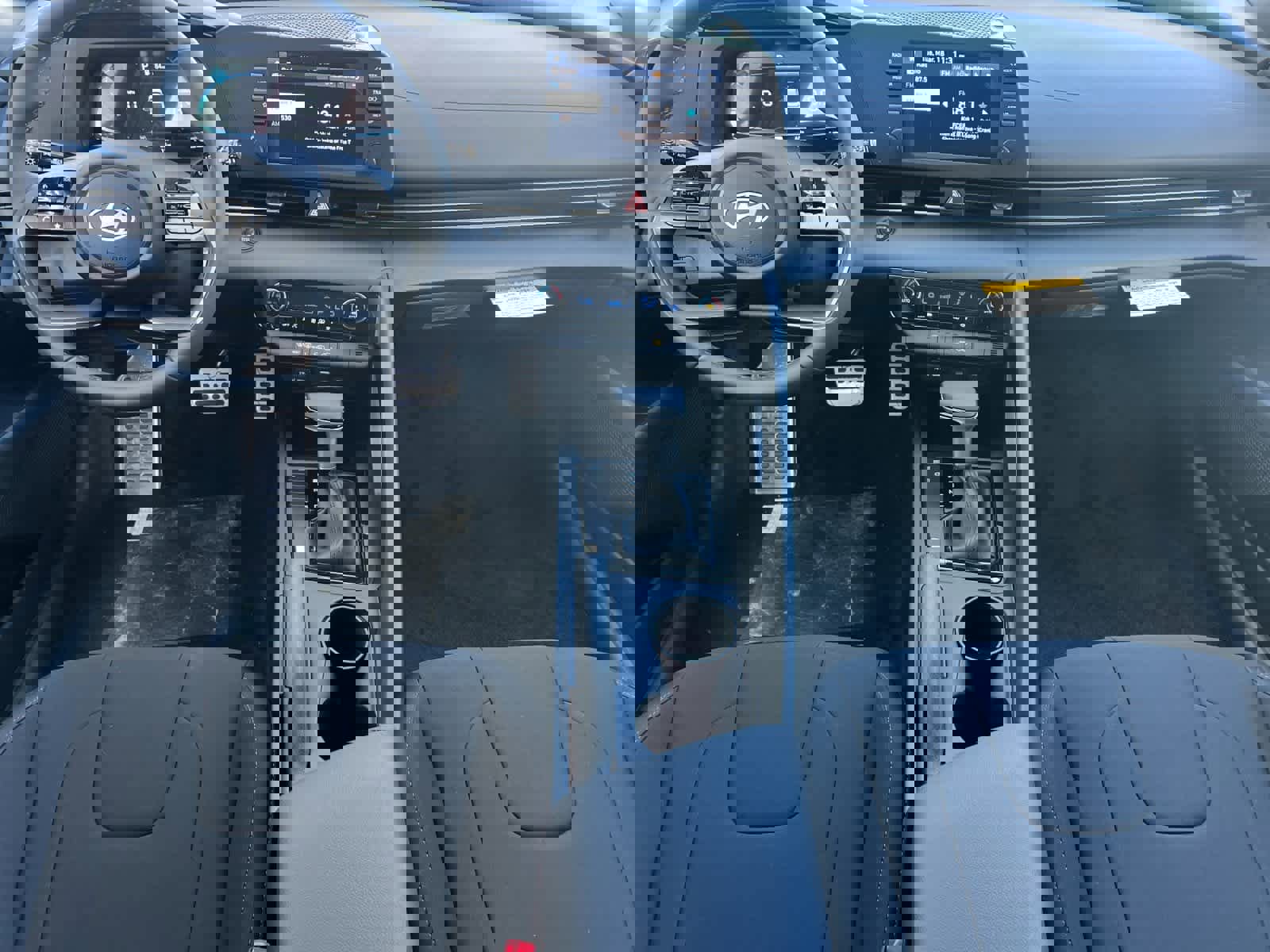 New 2025 Hyundai Elantra Sport image 4