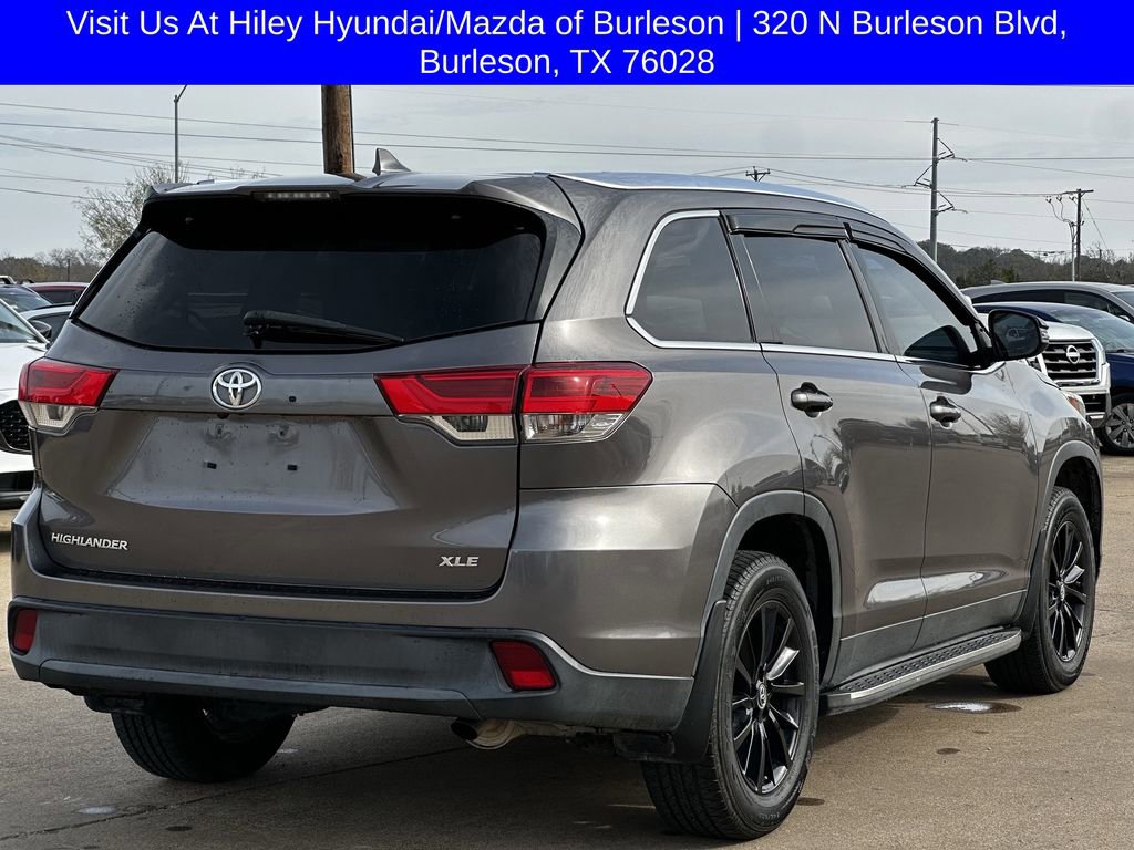 Used 2019 Toyota Highlander XLE image 4