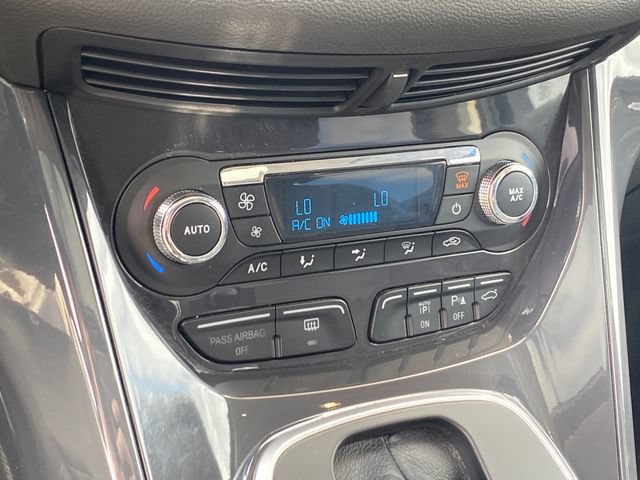 Used 2013 Ford Escape Titanium w/ Parking Technology Pkg AWD/4WD image 13