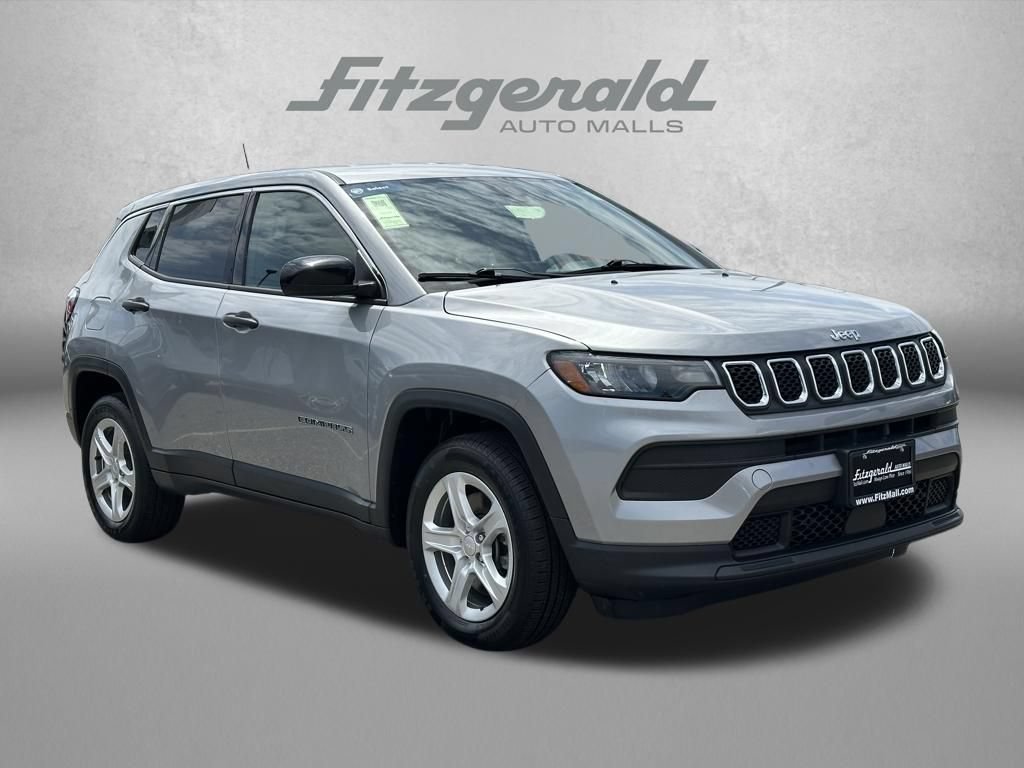 Used 2023 Jeep Compass Sport AWD/4WD image 1