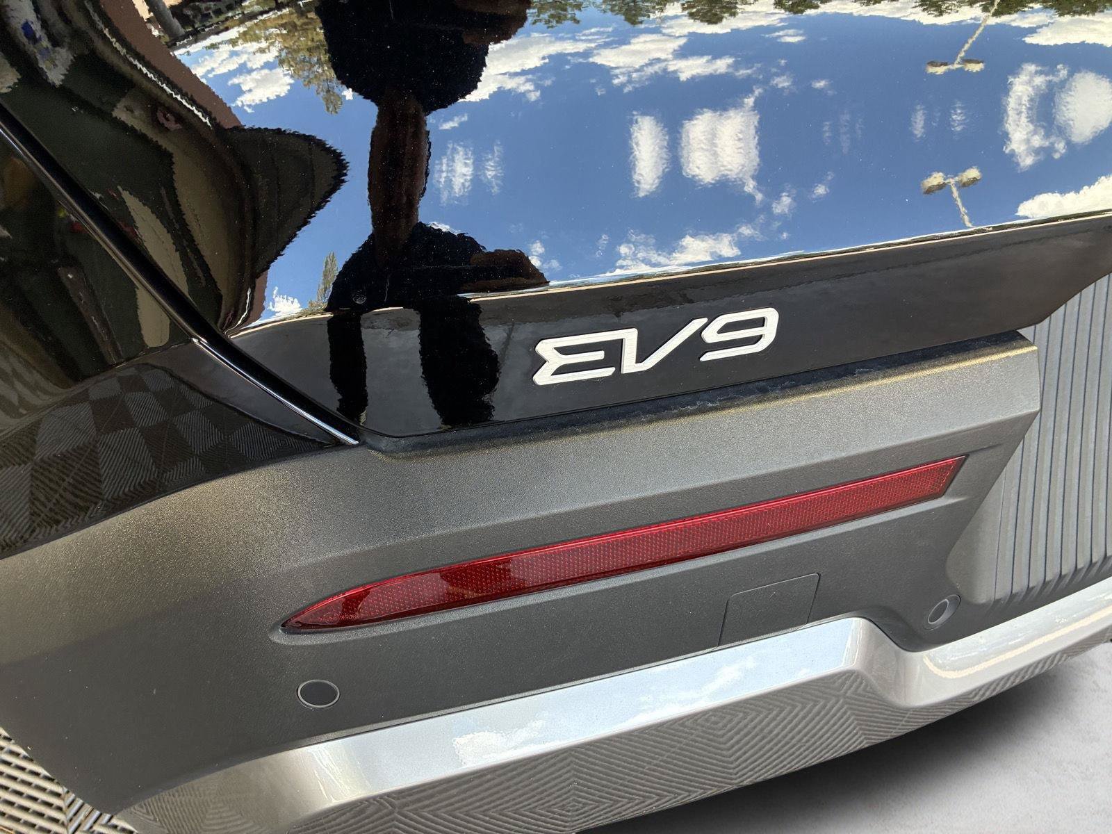 Used 2024 Kia EV9 Wind AWD/4WD image 11