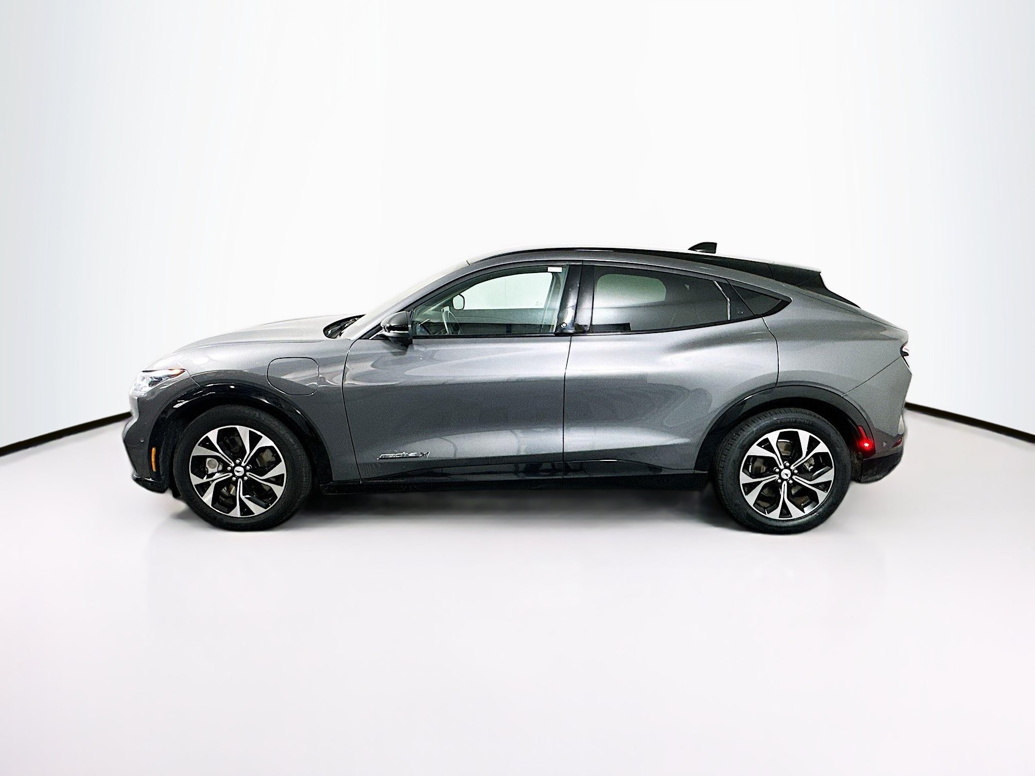 Used 2023 Ford Mustang Mach-E Premium RWD image 4