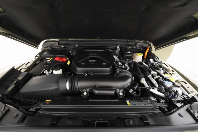 Used 2025 Jeep Wrangler Unlimited Sahara image 5