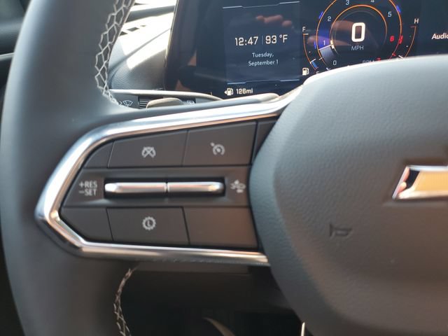 New 2027 Chevrolet Traverse LT w/ Driver Confidence Package FWD image 22