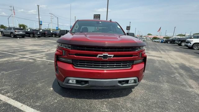 Used 2020 Chevrolet Silverado 1500 RST w/ RST Value Package AWD/4WD image 3