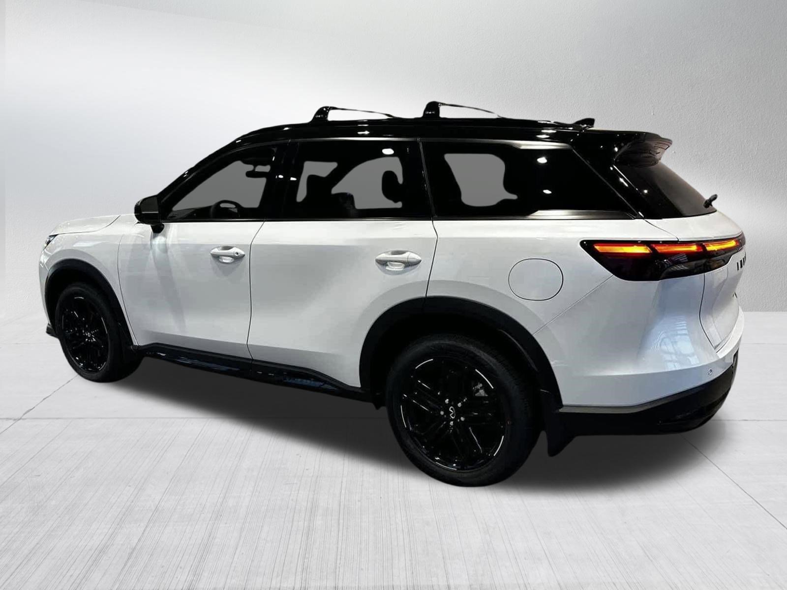 New 2026 INFINITI QX60 Sport image 3