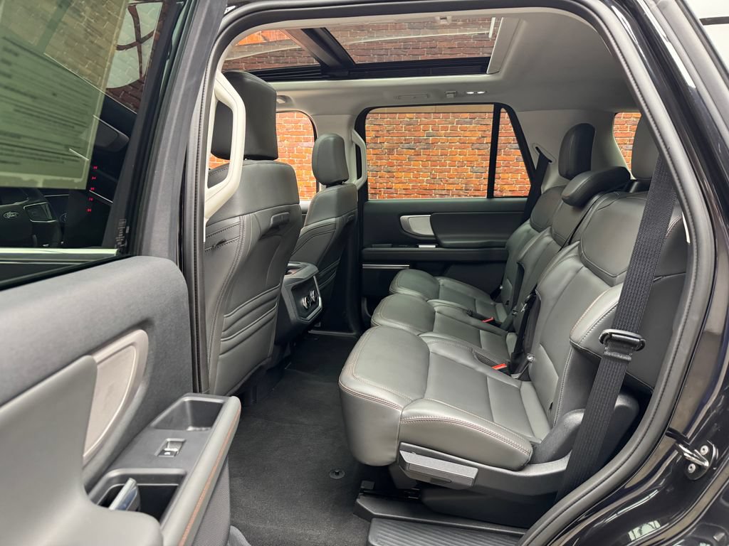 Certified 2025 Ford Expedition Active AWD/4WD image 26