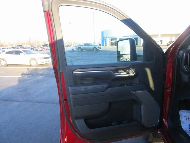 Certified 2025 Chevrolet Silverado 2500 High Country w/ Technology Package image 17