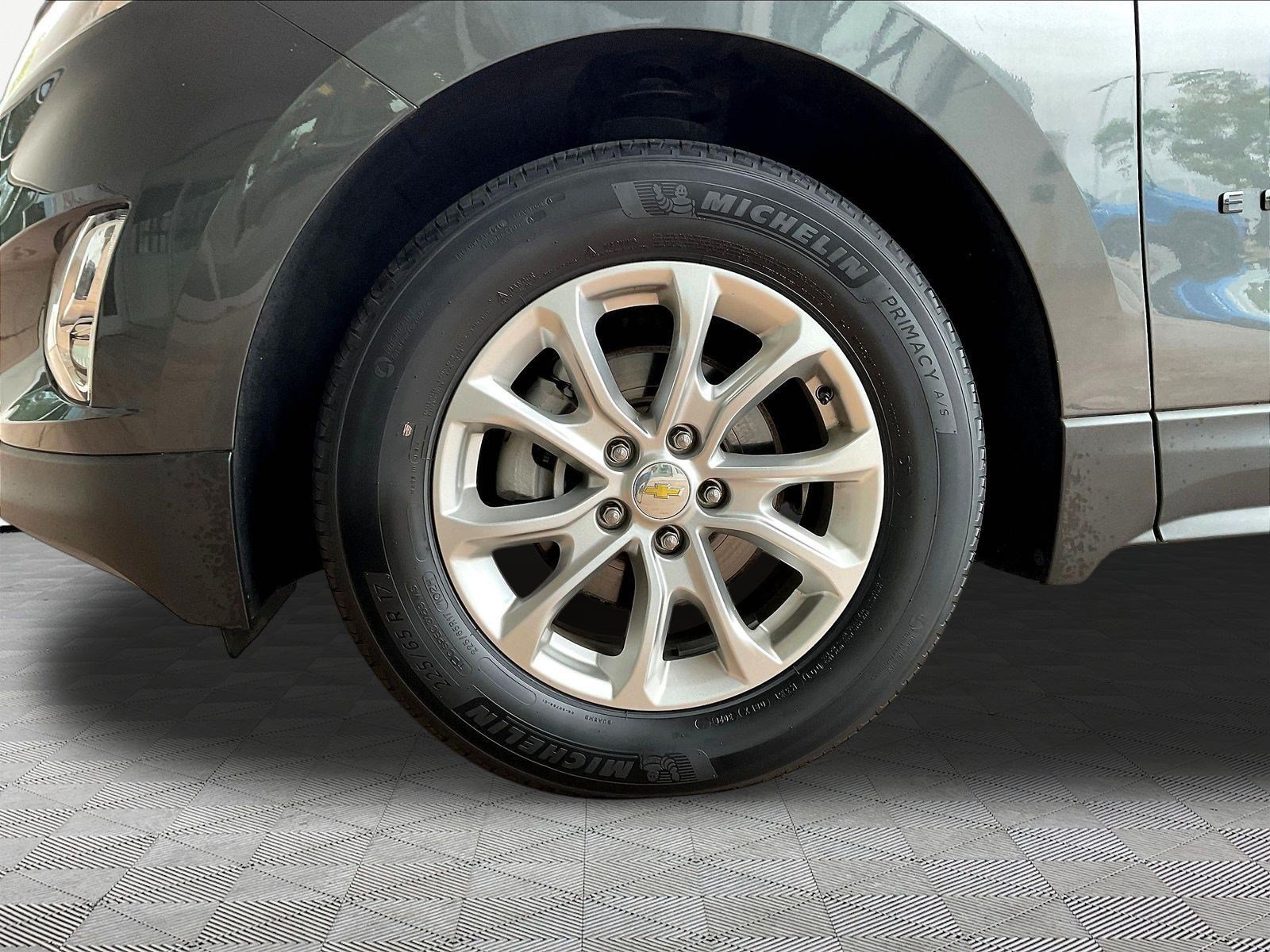 Used 2021 Chevrolet Equinox LS w/ LPO, Blackout Package FWD image 31