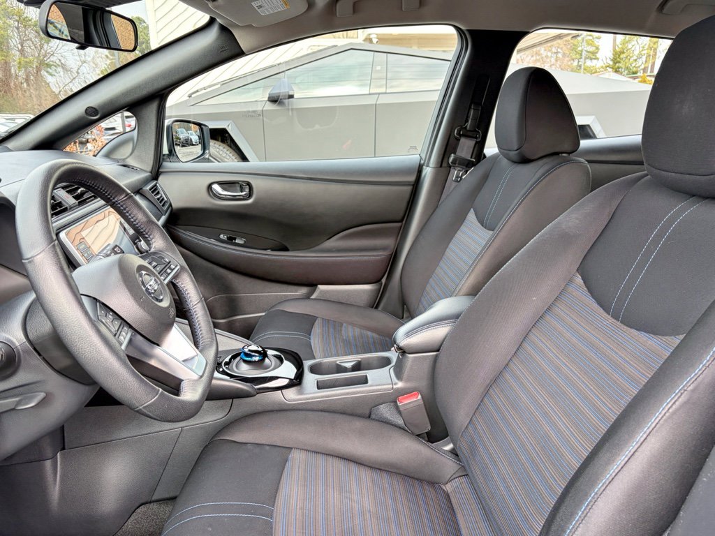 Used 2020 Nissan Leaf SV Plus image 17