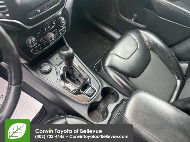 Used 2019 Jeep Cherokee Latitude Plus image 24