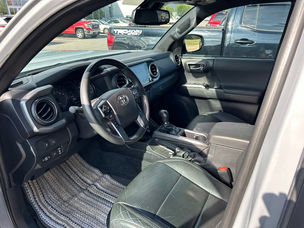 Certified 2021 Toyota Tacoma TRD Sport w/ TRD Premium Sport Package AWD/4WD image 5