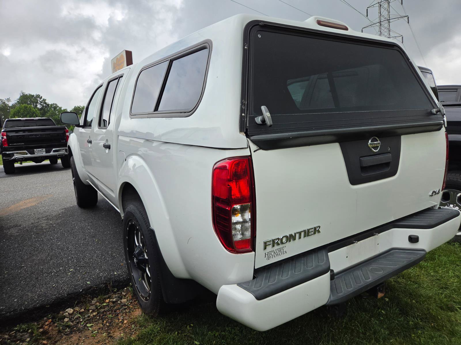 Used 2019 Nissan Frontier S AWD/4WD image 7