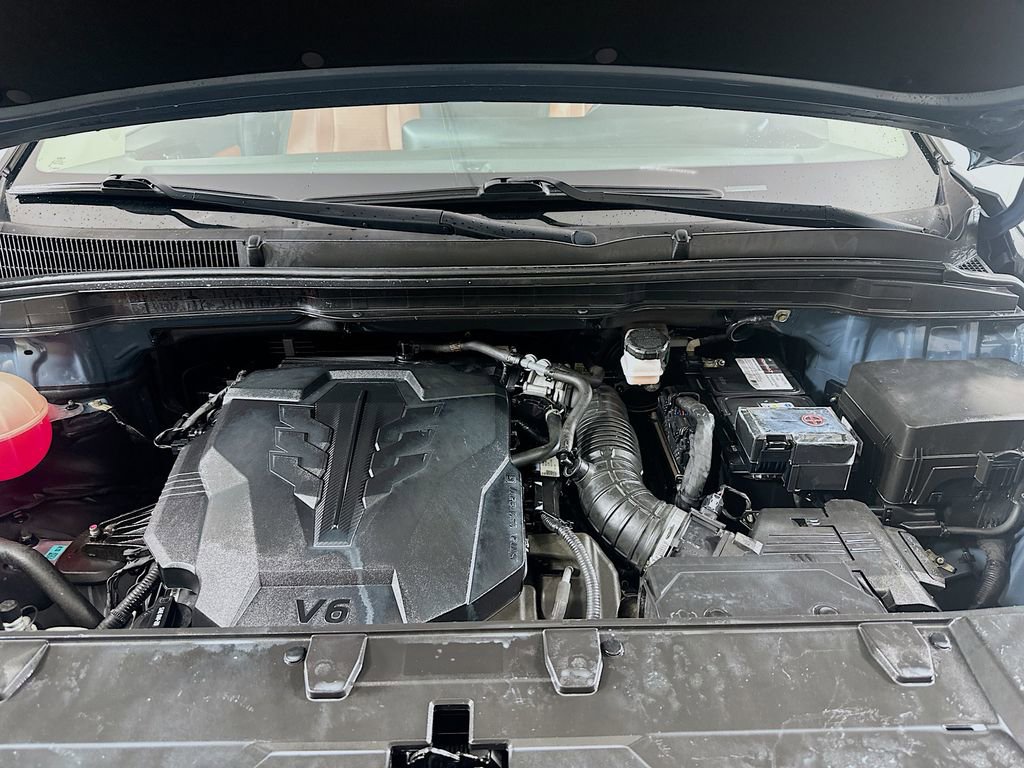 Used 2023 Kia Carnival SX Prestige image 30