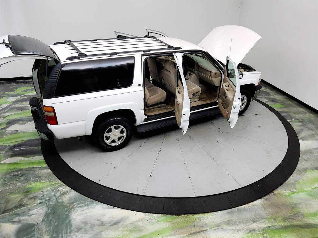 Used 2001 Chevrolet Suburban LS w/ LS Preferred Equipment Group RWD image 33