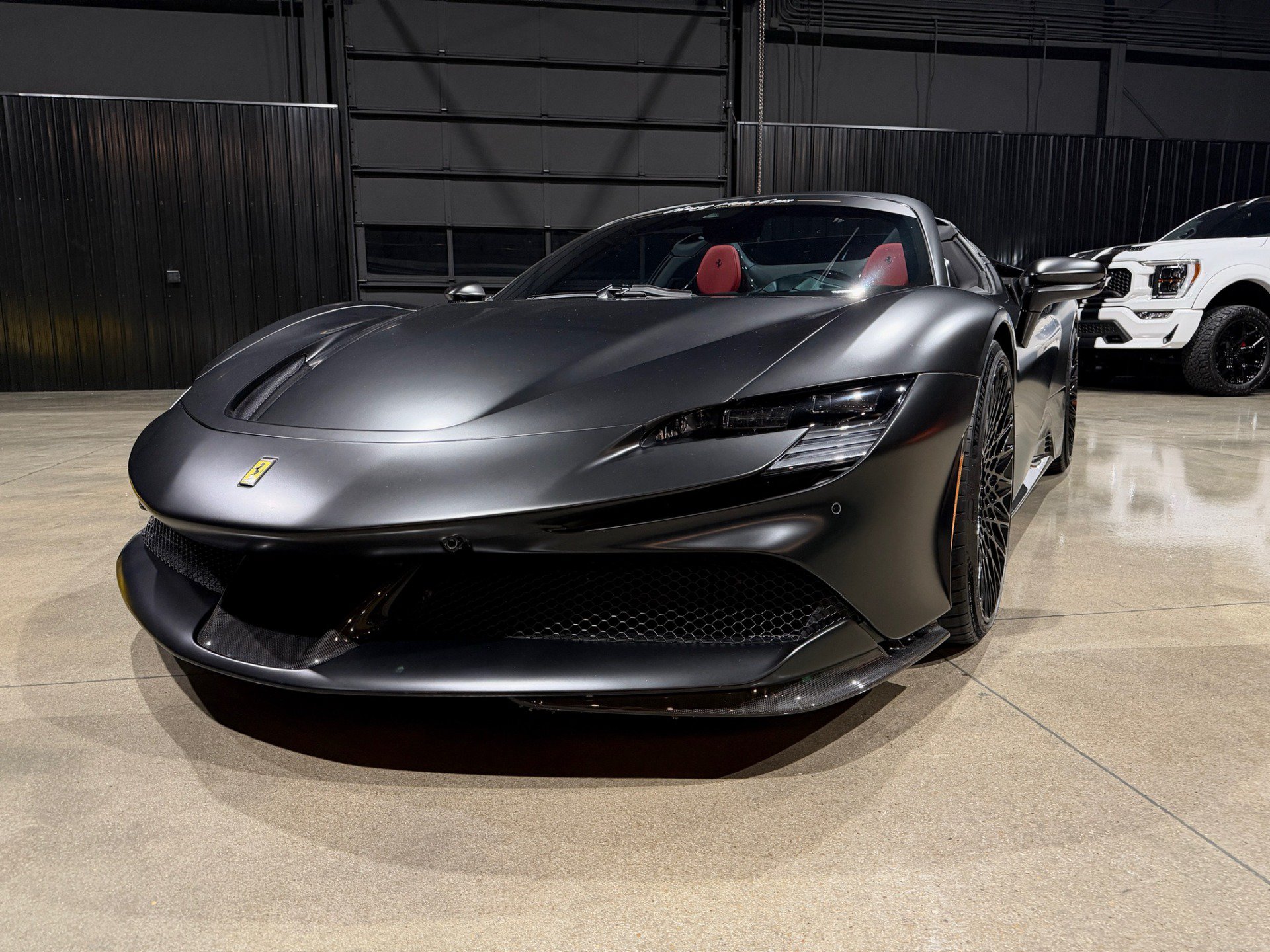 Used 2025 Ferrari SF90 Spider AWD/4WD image 8