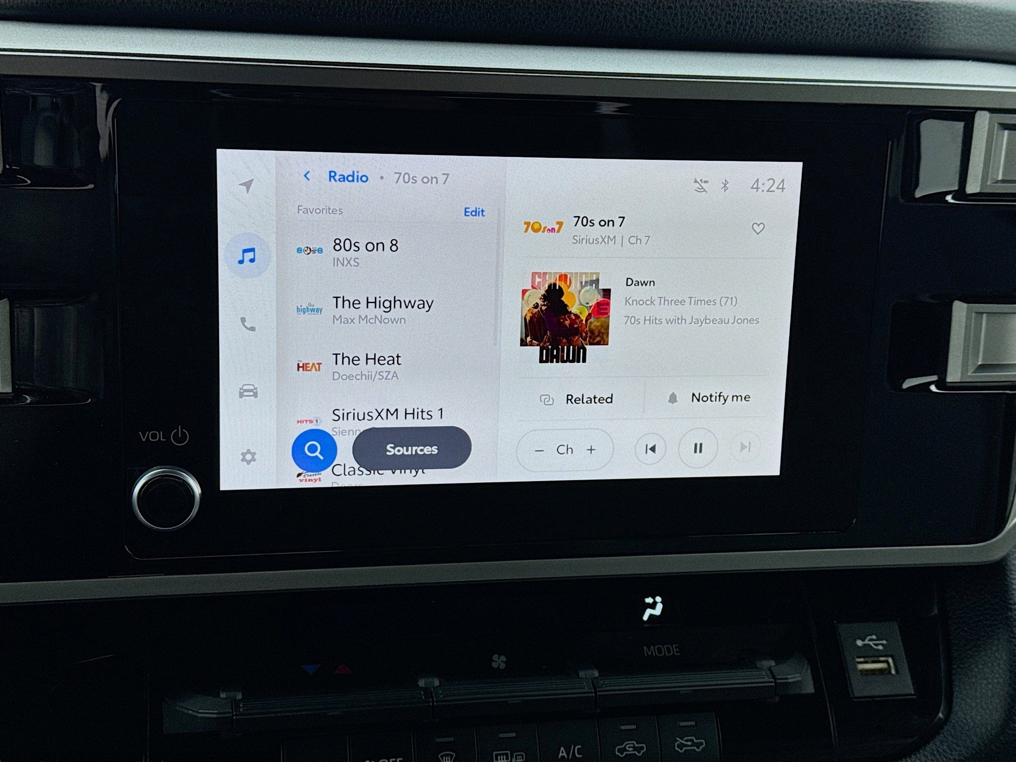 Used 2025 Toyota Tundra SR5 w/ SR5 Convenience Package image 11