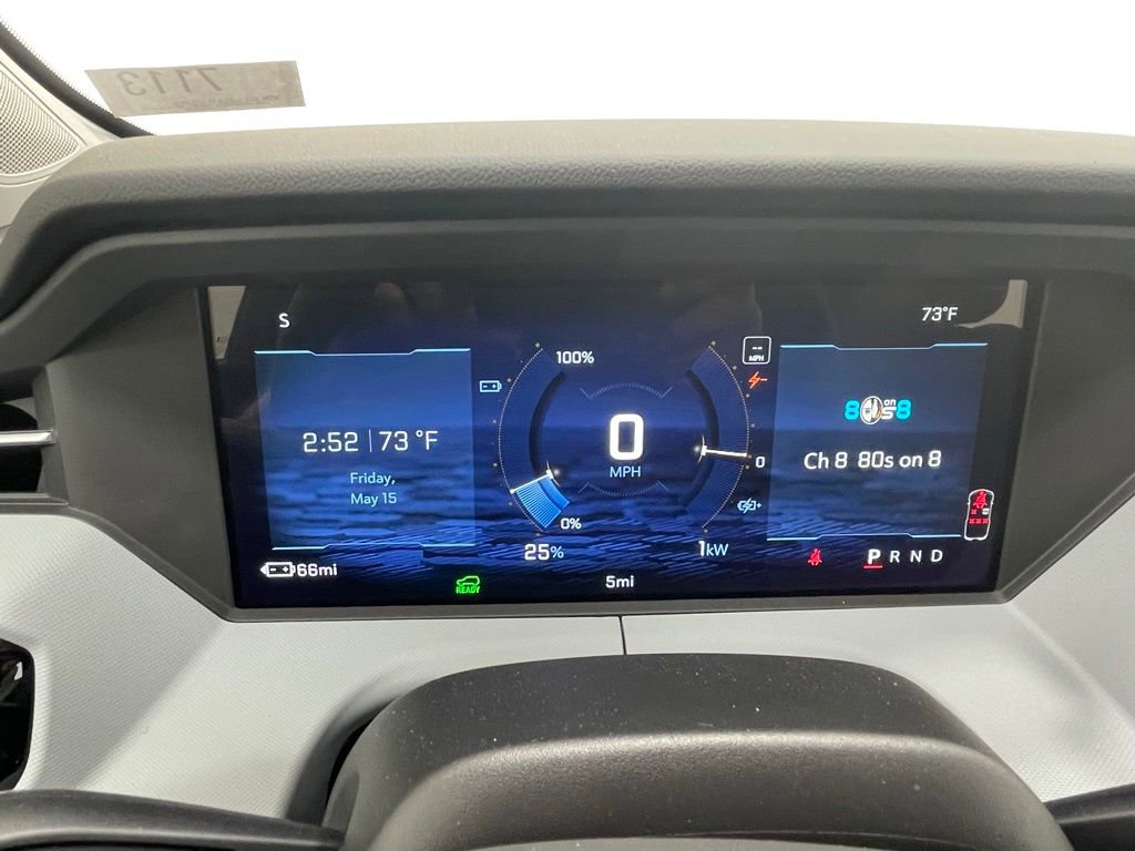 New 2027 Chevrolet Bolt RS w/ Technology Package FWD image 32