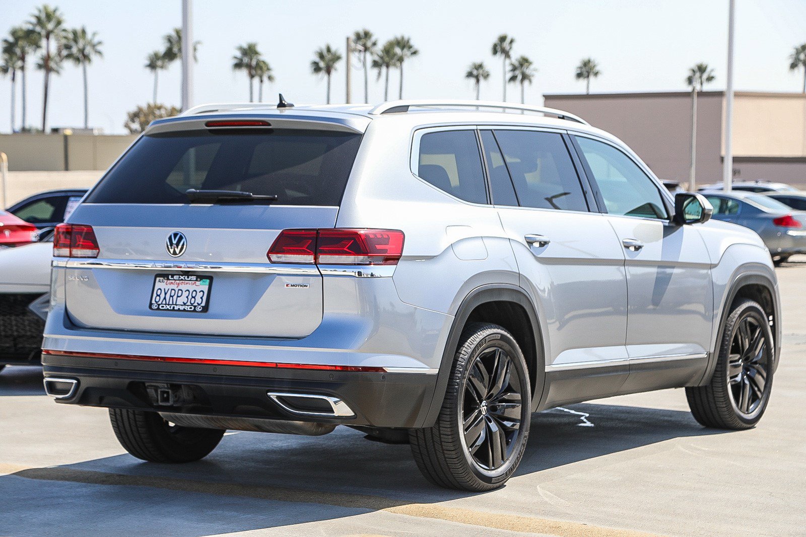 Used 2021 Volkswagen Atlas SEL Premium AWD/4WD image 7