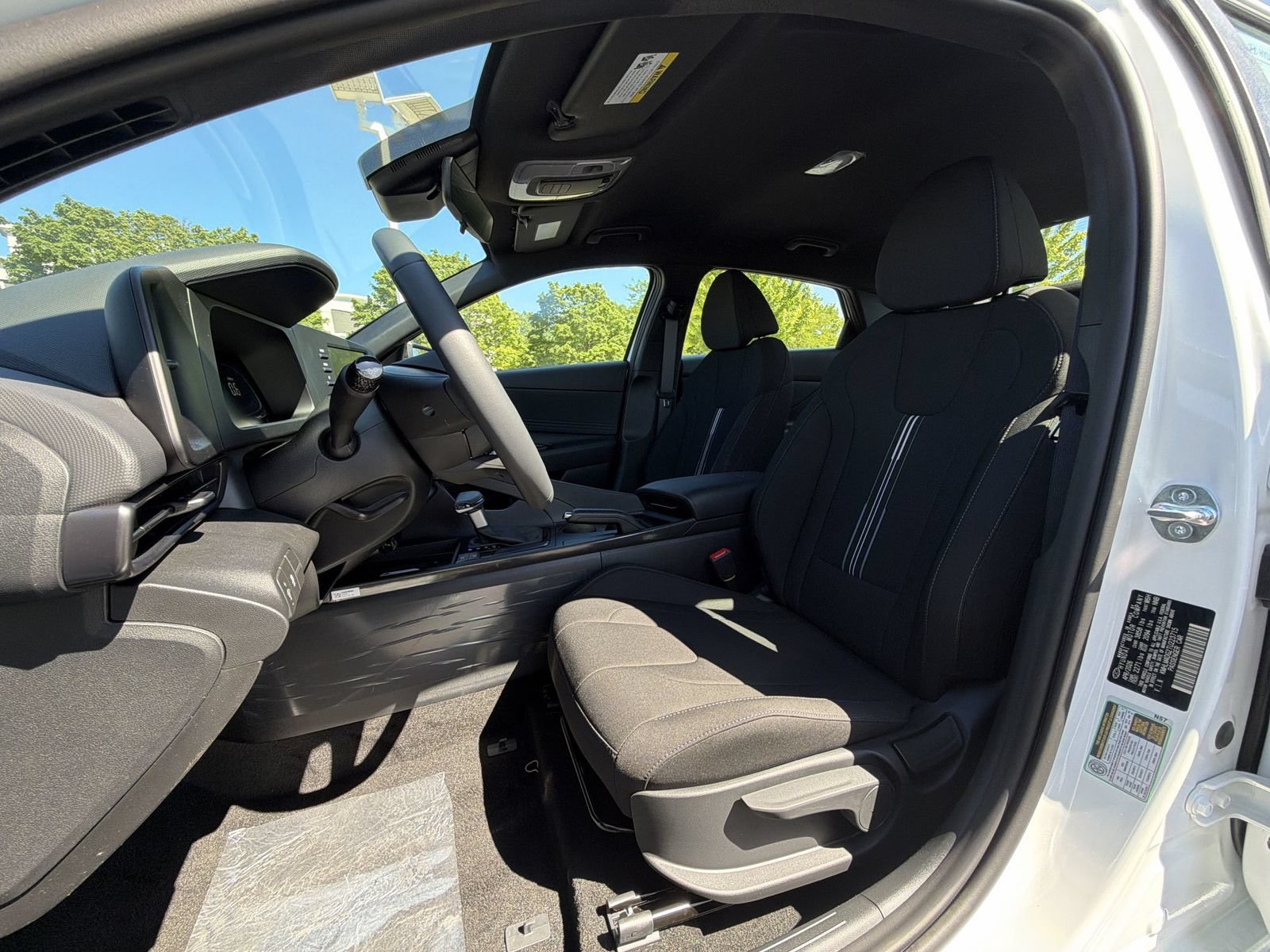New 2026 Hyundai Elantra Sport FWD image 13
