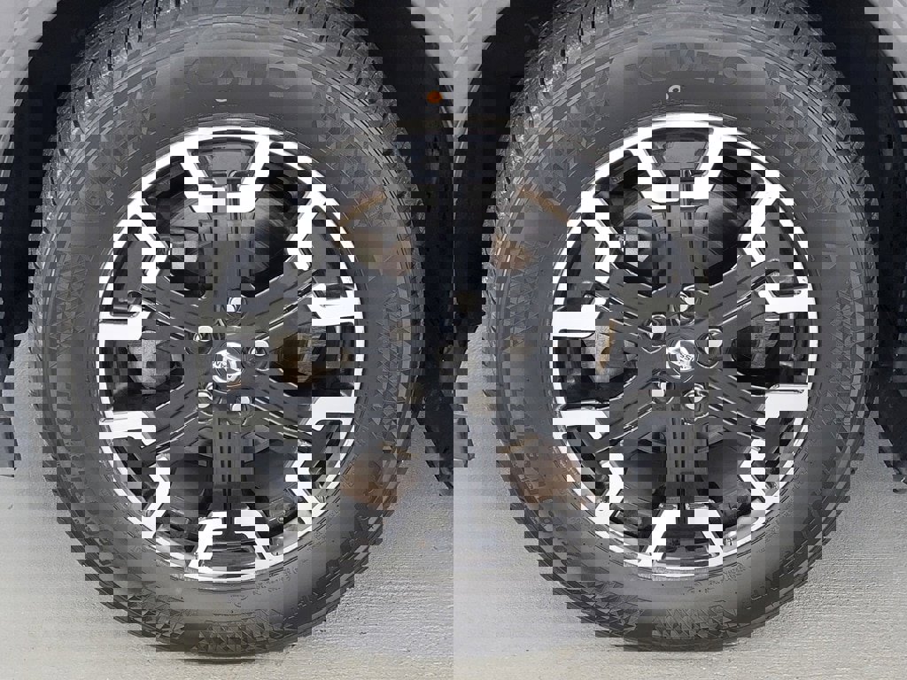 Used 2020 Nissan Pathfinder SV w/ Rock Creek Edition image 10