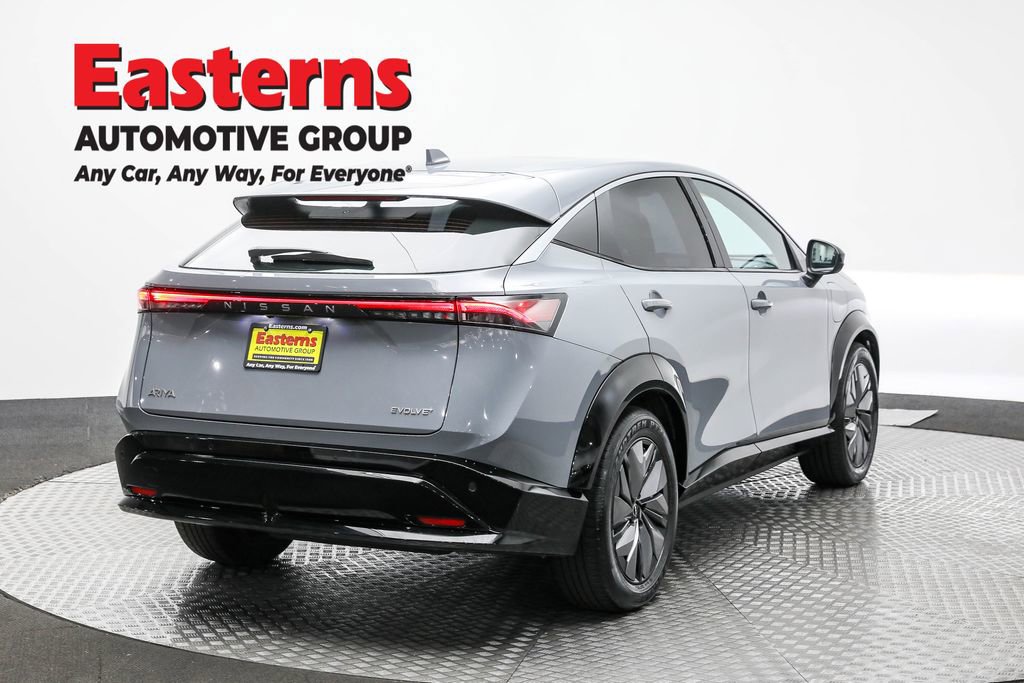 Used 2024 Nissan Ariya FWD image 5
