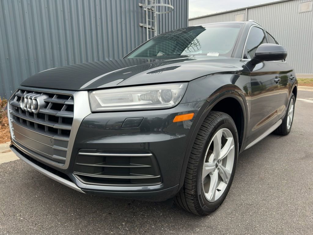 Used 2020 Audi Q5 2.0T Premium w/ Convenience Package image 1