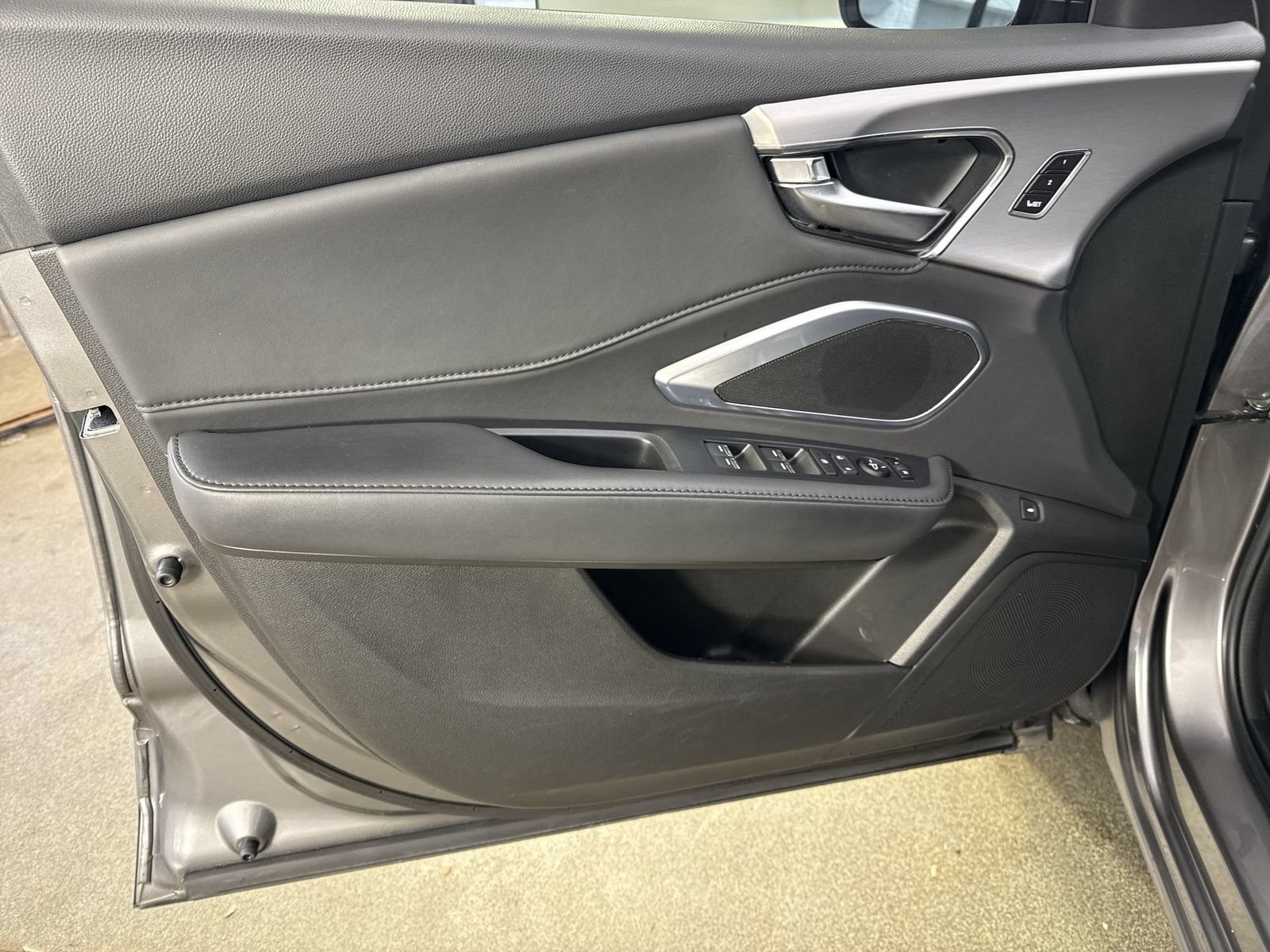 Certified 2024 Acura RDX SH-AWD image 22