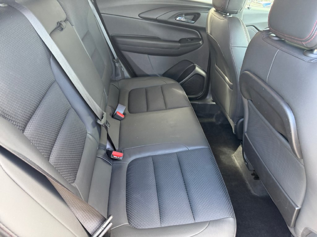 Used 2023 Chevrolet TrailBlazer RS FWD image 21