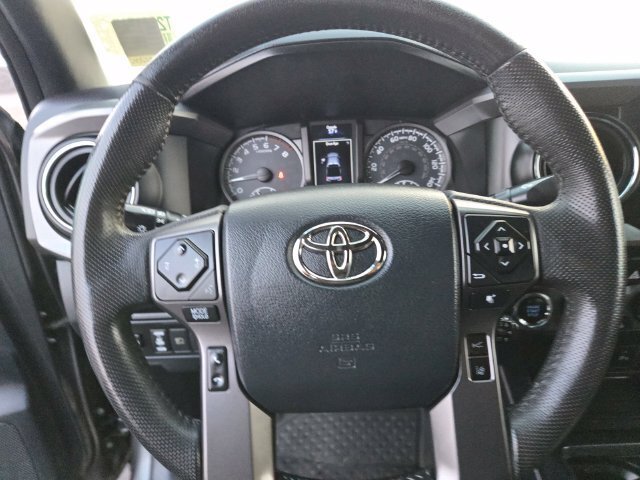 Certified 2019 Toyota Tacoma TRD Off-Road w/ Technology Package AWD/4WD image 24