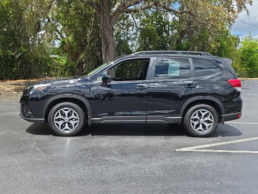Used 2023 Subaru Forester Premium AWD/4WD image 8