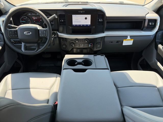 New 2026 Ford F550 4x4 Crew Cab image 10