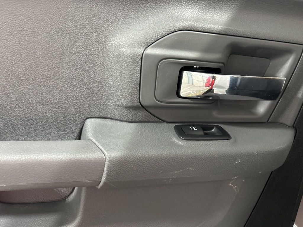 Used 2024 RAM 1500 Classic SLT image 20