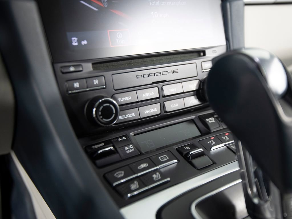 Certified 2017 Porsche 911 Carrera 4S image 25