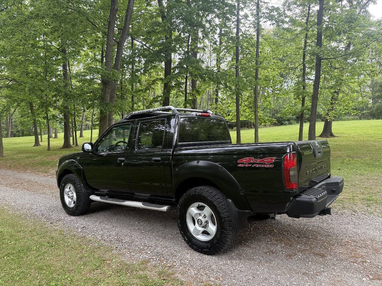 Used 2002 Nissan Frontier SE AWD/4WD image 17