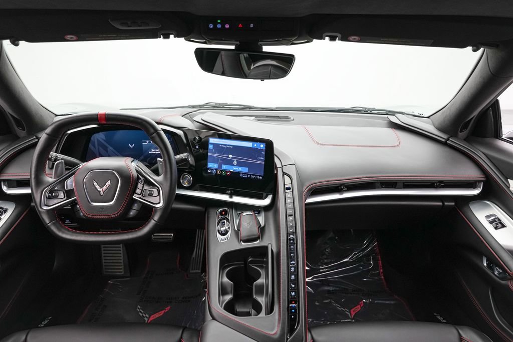 Used 2022 Chevrolet Corvette Stingray Premium Conv w/ Z51 Performance Package RWD image 29