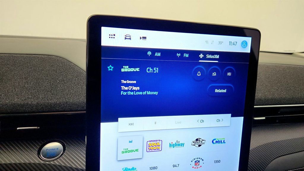 Used 2024 Ford Mustang Mach-E Premium image 17