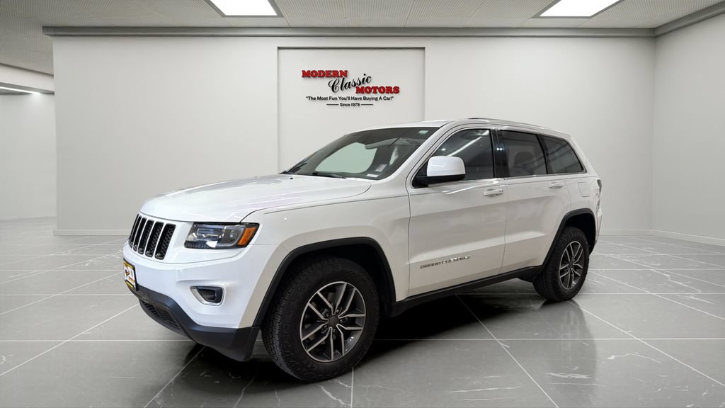 Used 2015 Jeep Grand Cherokee Laredo AWD/4WD image 1