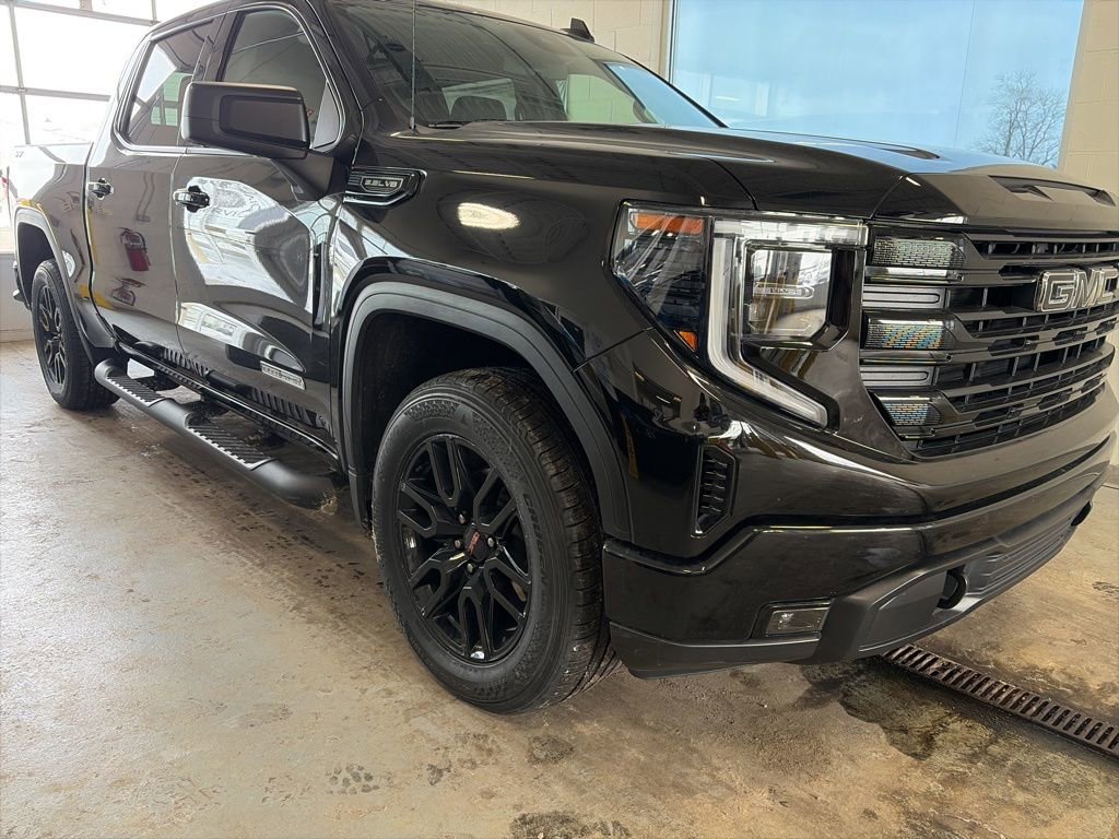 Used 2023 GMC Sierra 1500 Elevation w/ Preferred Package image 2