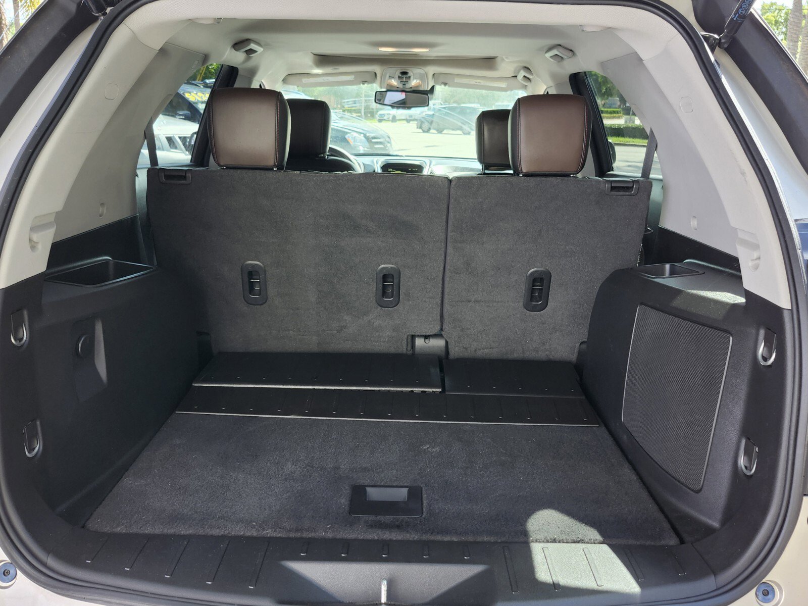 Used 2014 Chevrolet Equinox LTZ image 7