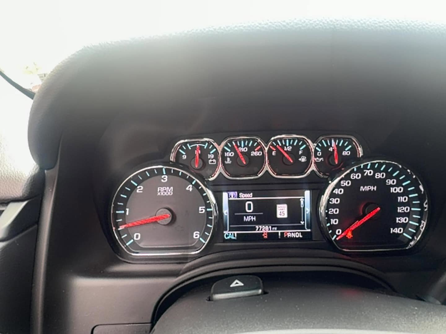 Used 2018 Chevrolet Tahoe LT AWD/4WD image 29