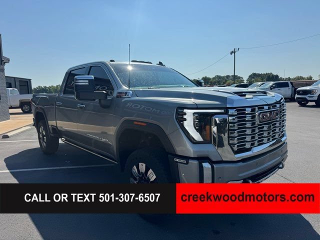 Used 2024 GMC Sierra 2500 Denali w/ Denali Reserve Package AWD/4WD image 2