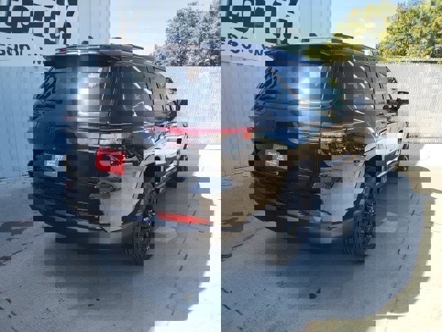 New 2025 Jeep Grand Cherokee L Limited w/ Black Appearance Package image 18