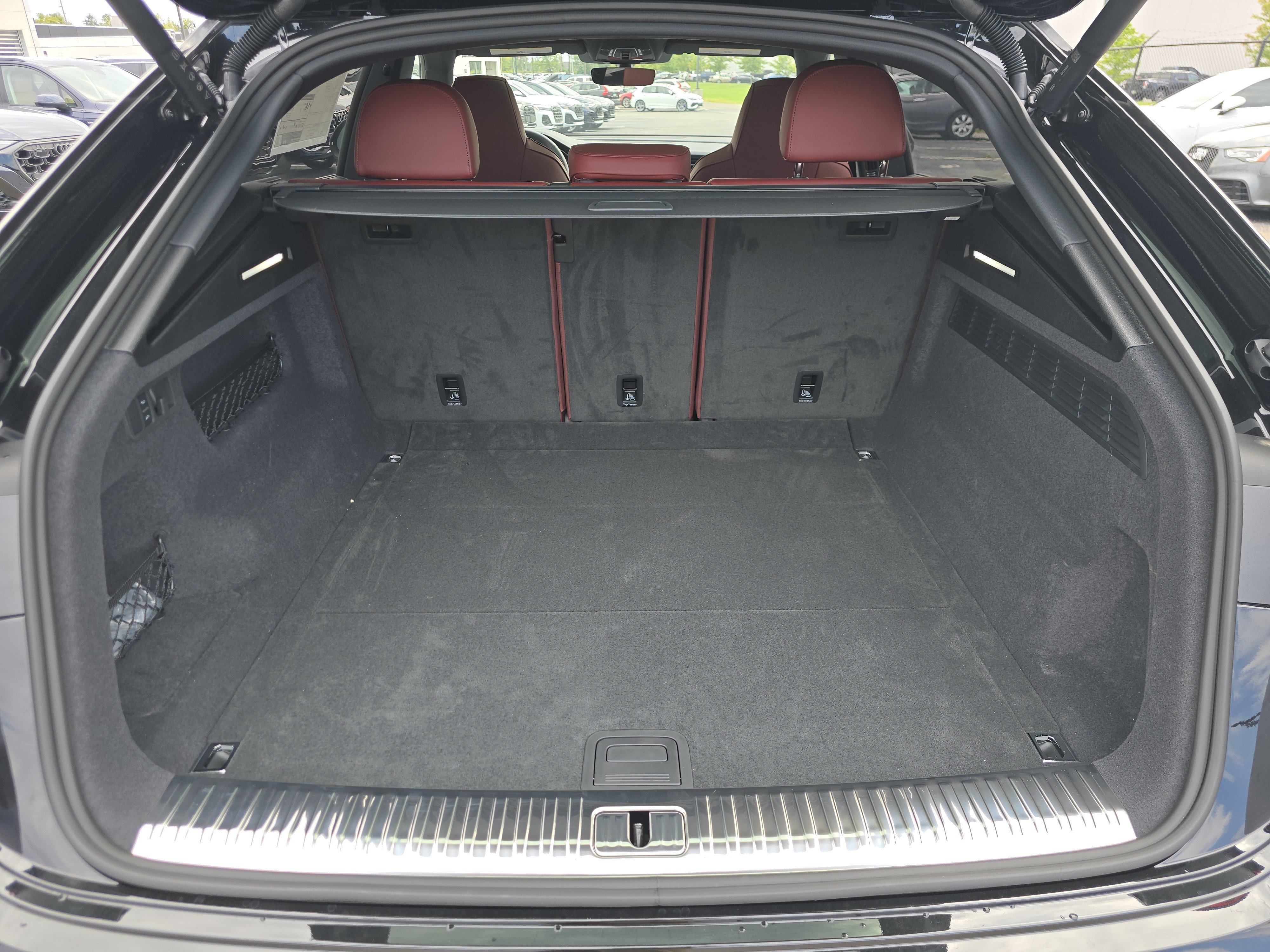 New 2027 Audi SQ8 Premium Plus AWD/4WD image 16