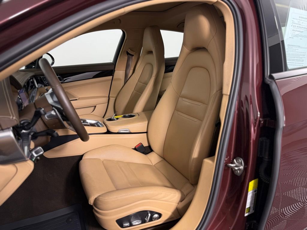 Certified 2019 Porsche Panamera 4 image 5