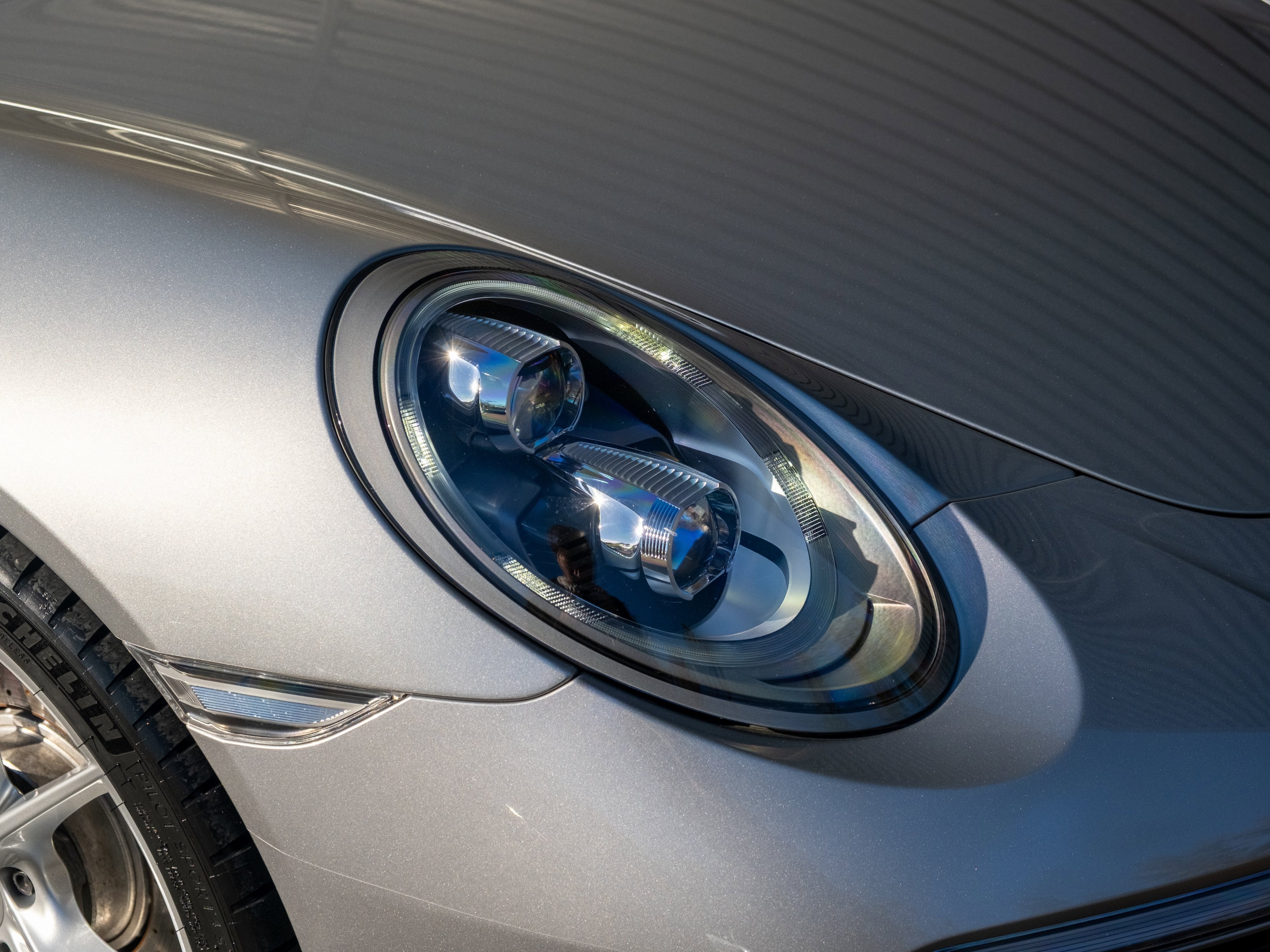 Certified 2019 Porsche 911 Carrera S image 34